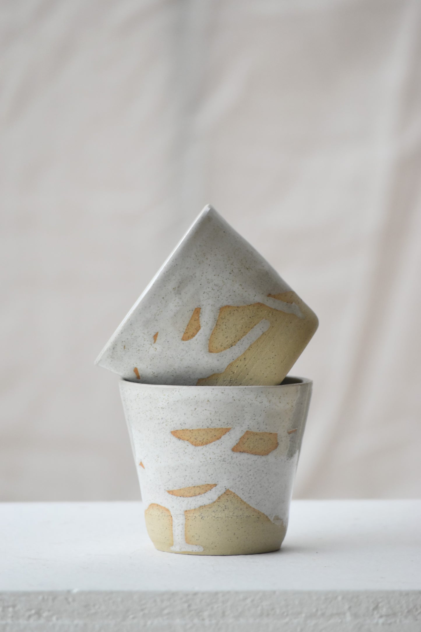 Milk coffee cups pair